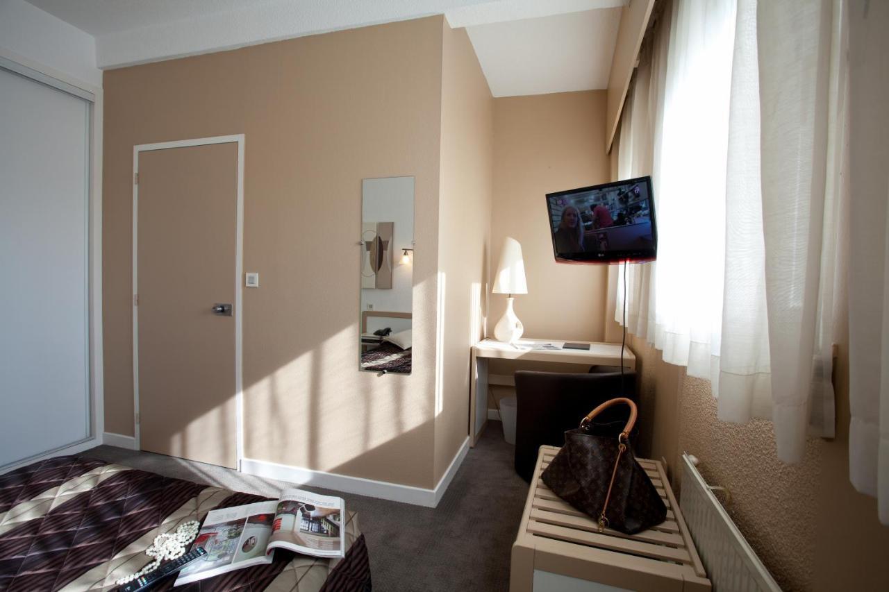 Hotel Karene Saint-Paul-les-Romans Exterior photo